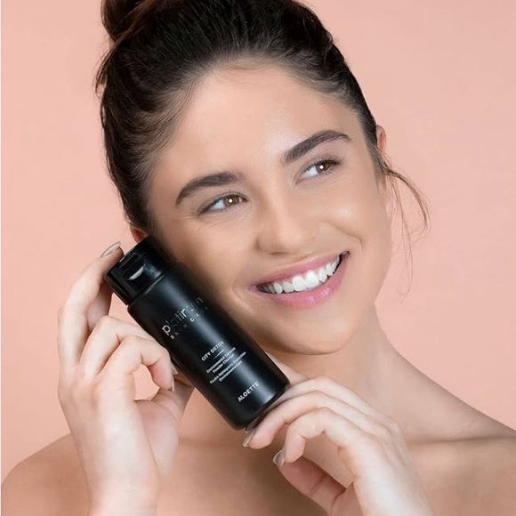 City Detox Environmental Defense Powder Cleanser - Picture 6 of 7